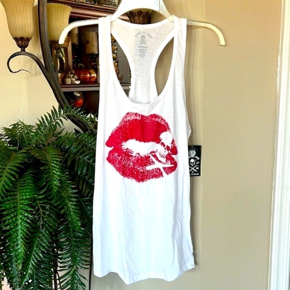 Brand New Cartel Ink White Racerback Tank Top Red Lips Skull Crossbones Punk - Picture 12 of 12